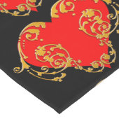 Bold Romantic Valentine Red Goth Heart Kurzer Tischläufer (Ecke)