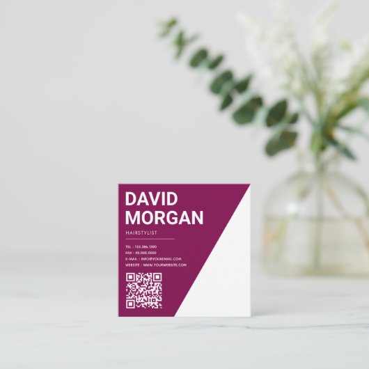Bold Script Burgundy Qr Code Quadratische Visitenkarte (Stehend Vorderseite)