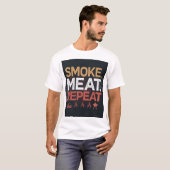Bold Smoke Meat Repeat Typography Tshirt (Vorne ganz)