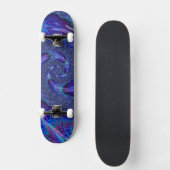Bold Vibranding Psychedelic Spiraling Fraktal Art Skateboard (Vorderseite)