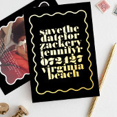 Bold Wavy Frame Black Gold QR Code Foto Folieneinladung