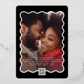 Bold Wavy Frame Black Gold QR Code Foto Folieneinladung (Rückseite)