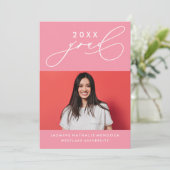 BOLD WHIMSICAL CALLIGRAPHY ABSCHLUSS INVITATION EINLADUNG (Stehend Vorderseite)