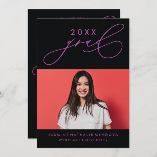 BOLD WHIMSICAL CALLIGRAPHY ABSCHLUSS INVITATION EINLADUNG (Vorne/Hinten)