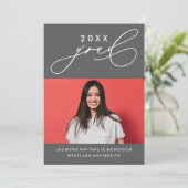 BOLD WHIMSICAL CALLIGRAPHY ABSCHLUSS INVITATION EINLADUNG (Stehend Vorderseite)