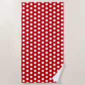 Bold White Polka Dots on Red Strandtuch (Vorderseite)