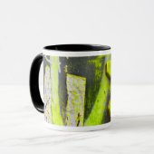 Bolzen u. Graffiti Tasse (Vorderseite Links)