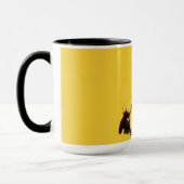 BOMBEN-SCHLECHTE MÄDCHEN Retro Button-UPS Tasse (Links)