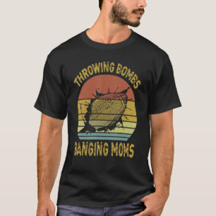 Bombs werfen, Mütter knallen Fußball T-Shirt