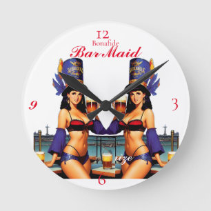 Bonafide Bar Maid Thunder_Cove Runde Wanduhr
