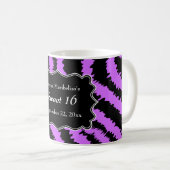 Bonbon 16 schwarzes und lila Zebra-Muster Kaffeetasse (VorderseiteRechts)