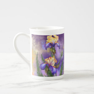 Bone China Tasse mit Irisblumen