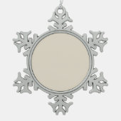 Bone White Schneeflocken Zinn-Ornament (Vorderseite)