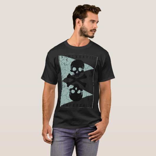 Bones and Skulls Pirate T-Shirt (Vorne ganz)