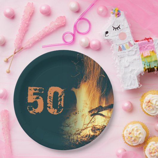 Bonfire Backyard Birthday Party Pappteller (Party)