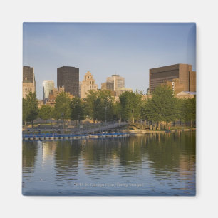 Bonsecours Becken im alten Hafen von altem Magnet