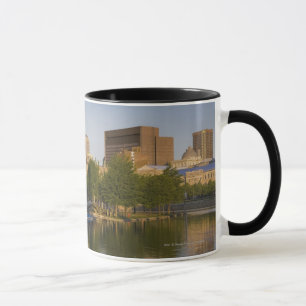 Bonsecours Becken im alten Hafen von altem Tasse