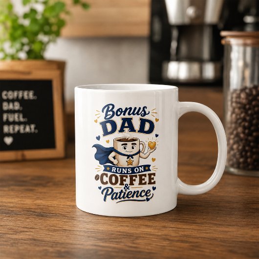Bonus-Daddy läuft mit Kaffee und Geduld Tasse Vate