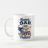 Bonus-Daddy läuft mit Kaffee und Geduld Tasse Vate (Links)