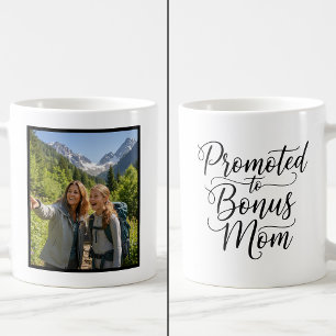 Bonus-Mama Befördert Elegante Kursivschrift Custom Kaffeetasse