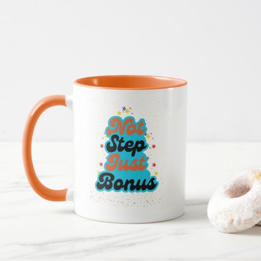 Bonus-Mama-Geschenkdesign-Typografie Tasse (Mit Donut)