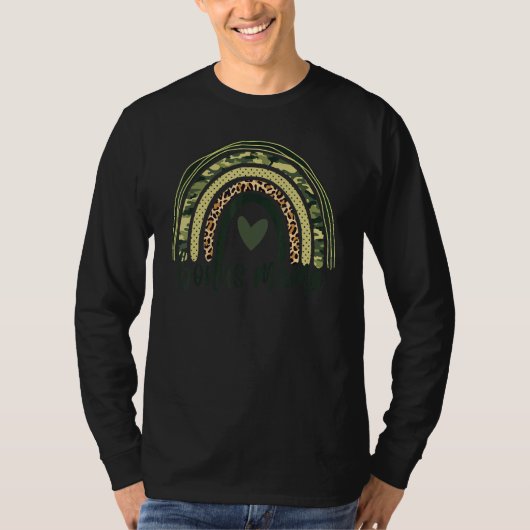 Bonus Mama Leopard Rainbow Step Mama T-Shirt (Vorderseite)