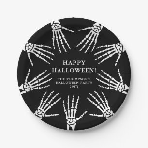 Bony Skeleton Hands auf Black Happy Halloween Pappteller