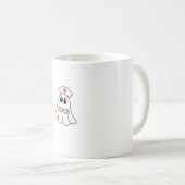 BOO BOO CREW Ghost Nurse Funny Halloween Essential Kaffeetasse (VorderseiteRechts)