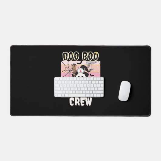 Boo Boo Crew Halloween Ghost Nurse Essential T-Shi Schreibtischunterlage (Tastatur & Maus)