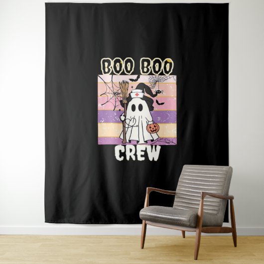 Boo Boo Crew Halloween Ghost Nurse Essential T-Shi Wandteppich (Beispiel)