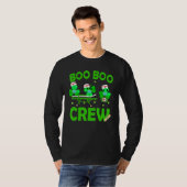 Boo Boo Crew Nurse St Patrick S Day Kleeblatt Face T-Shirt (Vorne ganz)