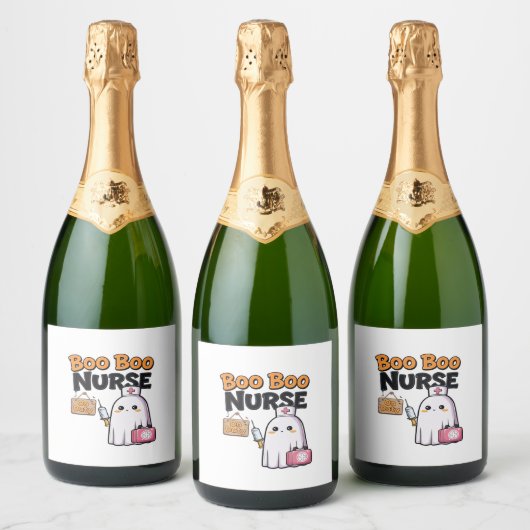 Boo Boo Nurse on Duty Classic T - Shirt Schaumweinetikett (Flaschen)