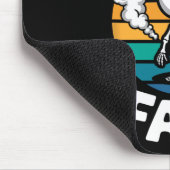 Boo Furz Funny Farting Skelett zu Halloween Mousepad (Ecke)