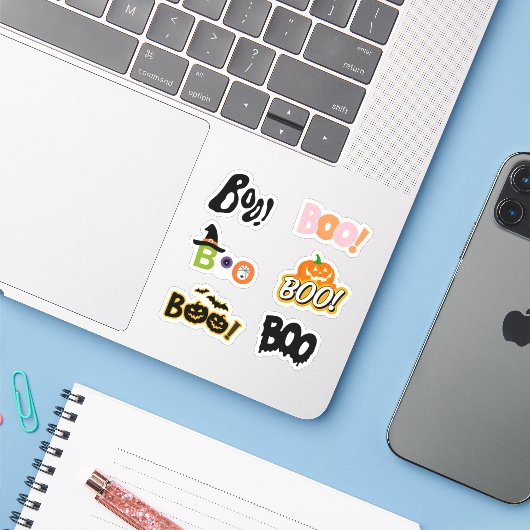 BOO! Halloween Stickers Aufkleber (Laptop mit iPhone)