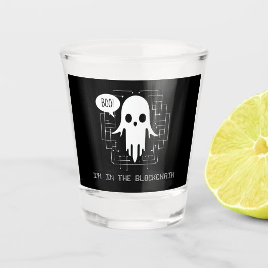 Boo, ich bin in der Blockkette Funny Crypto Hallow Schnapsglas (Vorderseite)