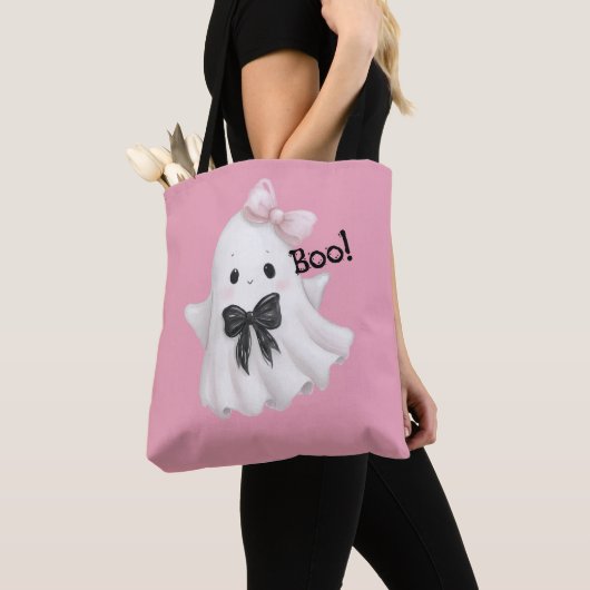 Boo in Bows Tasche (Von Nahem)