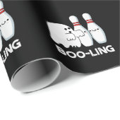 Boo-ling Funny Halloween Bowling Ghost Pun Dark BG Geschenkpapier (Rolleneckpunkt)