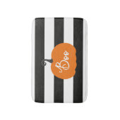 "Boo" Pumpkin Halloween Badematte (Vorderseite Vertikal)