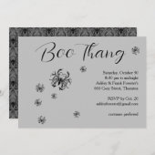 Boo Thang Creepy Spiders Grau Halloween-Party Einladung (Vorne/Hinten)