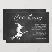 Boo Thang Flying Hexe Cloudy Halloween-Party Einladung (Vorne/Hinten)
