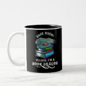 Book Lovers Gifts Book Dragon Bookworm Zweifarbige Tasse (Links)