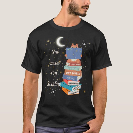 Booklet Cat Reading under Moon Art T-Shirt (Vorderseite)