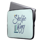 Booklover Shelfie King Laptopschutzhülle (Vorderseite Links)