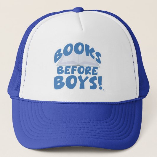 Books Before Boys Cheeky Reader Slogan Truckerkappe (Vorderseite)