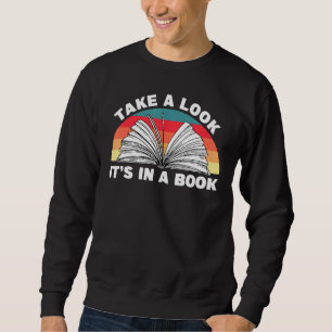Bookwürmer Avid Leser schauen sich ihre in einem B Sweatshirt
