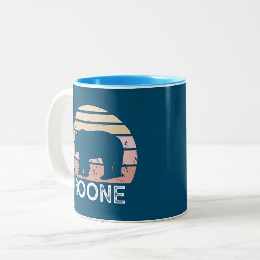 Boone North Carolina Retro Bear Zweifarbige Tasse (Vorderseite Links)