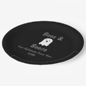 Boos und Booze Halloween Pappteller (Schrägansicht)