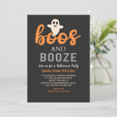 Boos y Booze Black Adults Halloween Party Einladung (Stehend Vorderseite)