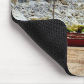Boot am Strand von Alum Bay Mousepad (Ecke)