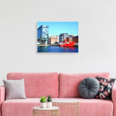 Boot im Albert Dock Leinwanddruck (Insitu (Wohnzimmer))